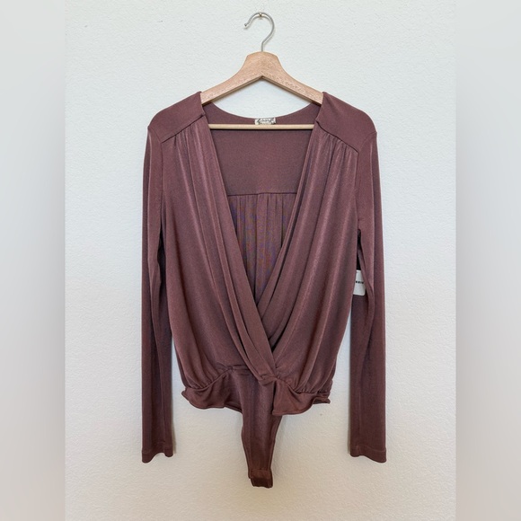 Free People Bodysuit in Mauve Size Large NWT - Picture 2 of 6